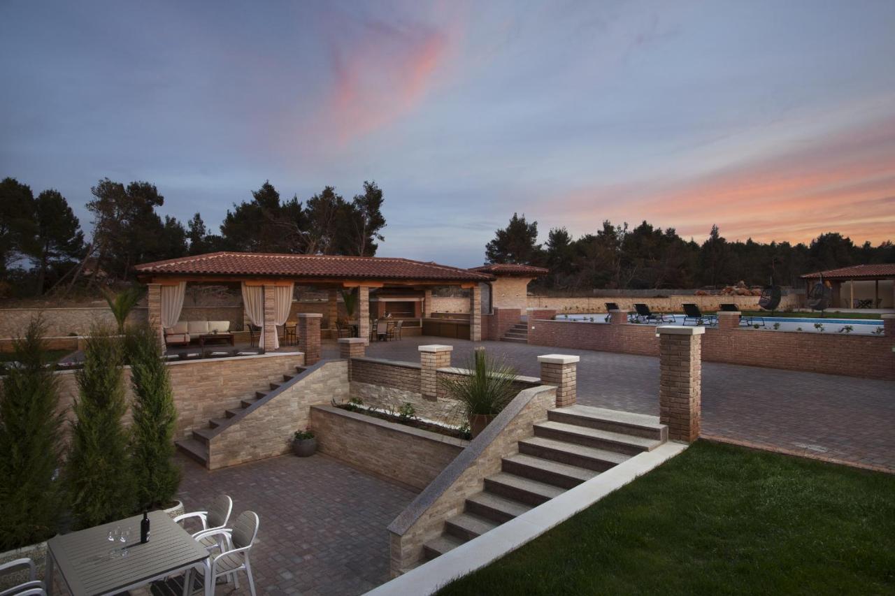Villa Malibu One Vir Dış mekan fotoğraf